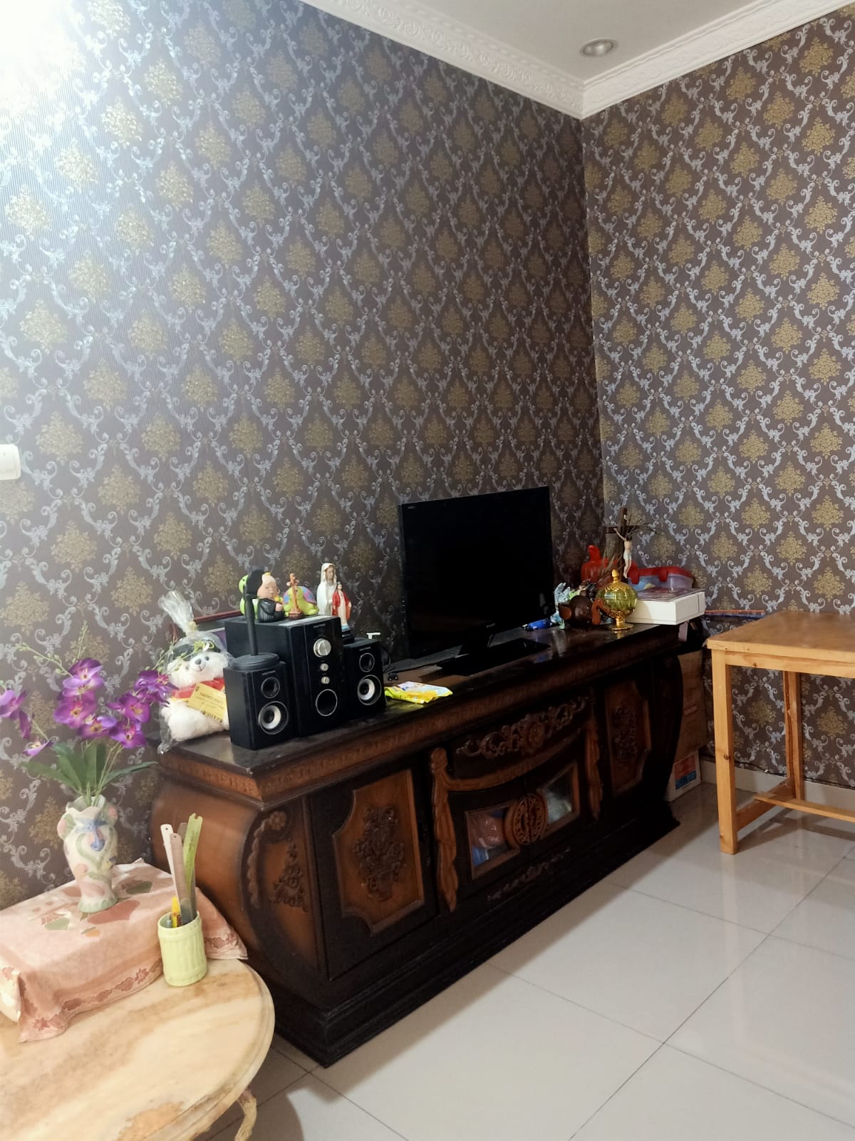 DiSewakan Rumah Fully Furnished di Tropikana Residence Jababeka Cikarang